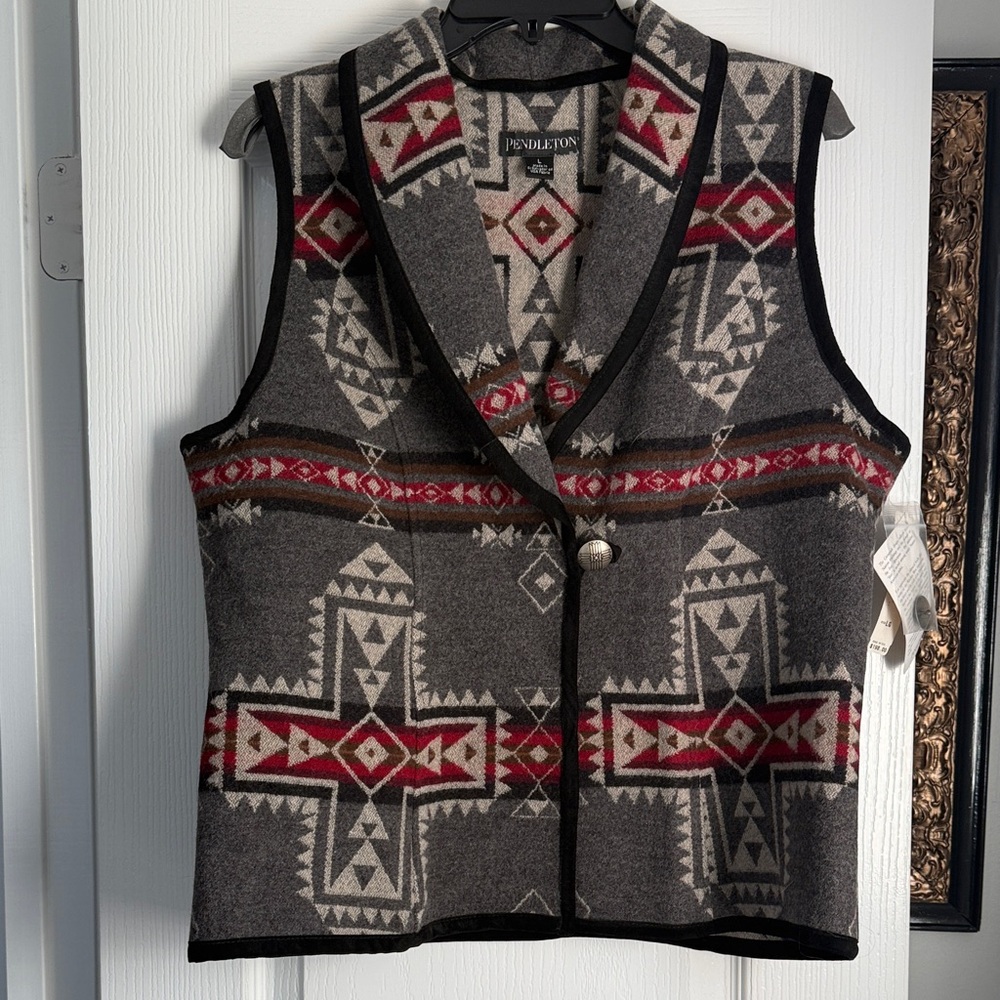 Pendleton Charcoal and Crimson Geometric Vest